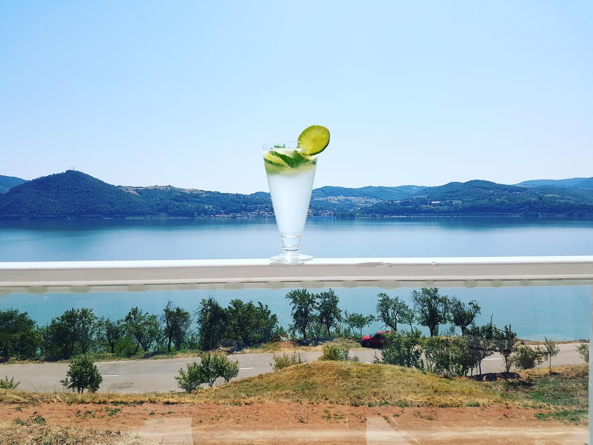 Dream Tricule Villa Svinita Ngoại thất bức ảnh