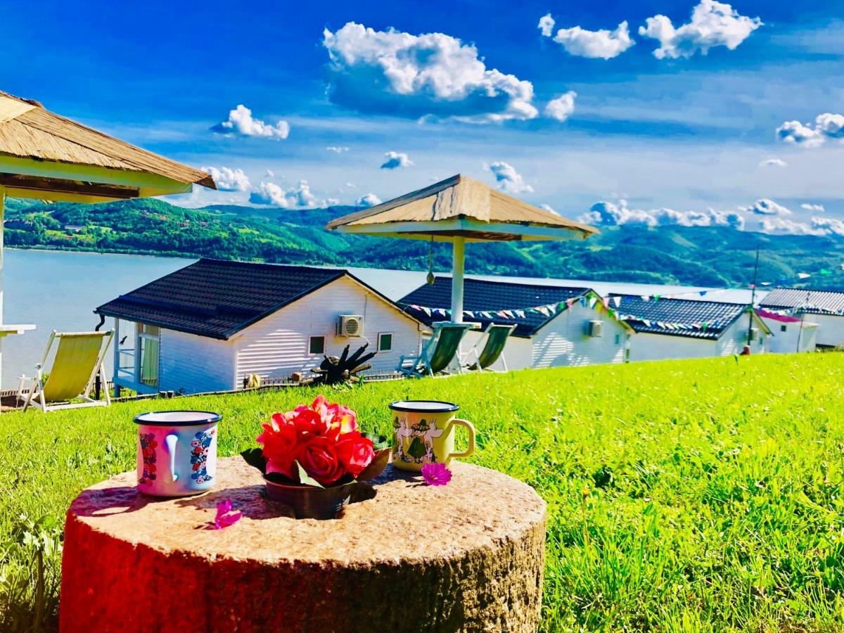 Dream Tricule Villa Svinita Ngoại thất bức ảnh